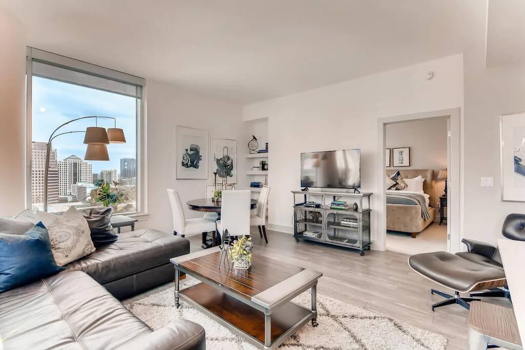 Large Condo with Amazing City Views Austin