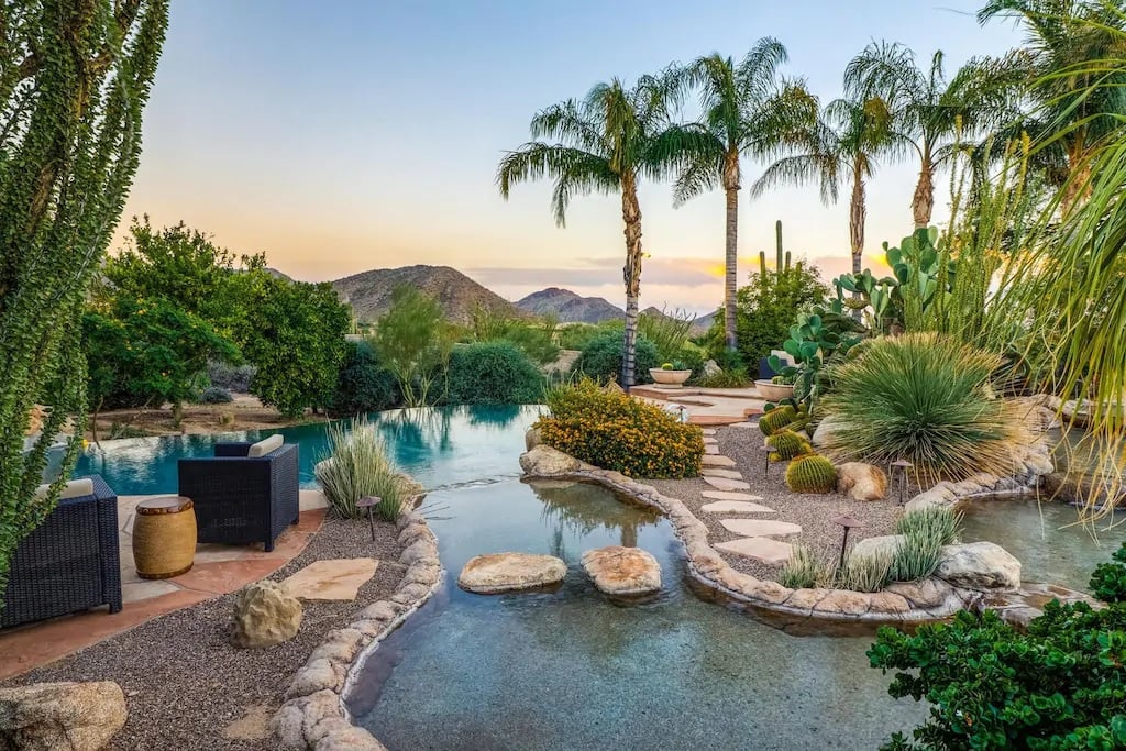 Palm Springs Style 6 Bed Estate Phoenix