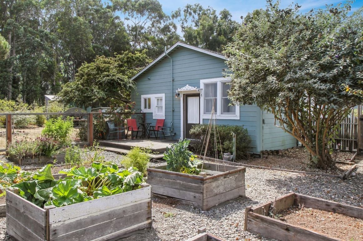 Quiet Quaint Quintessential Cottage Mendocino