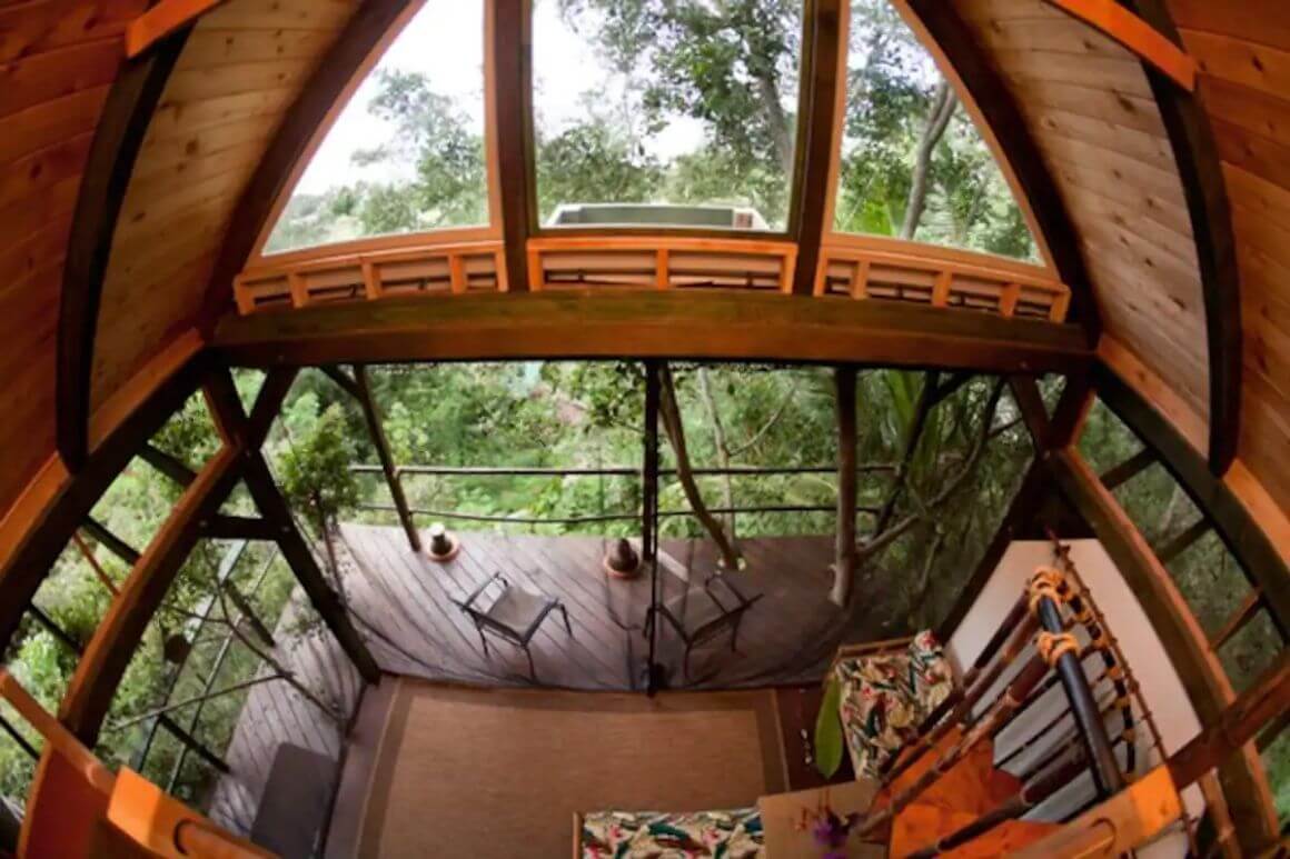 Rustic Treehouse with Rooftop Deck Oahu