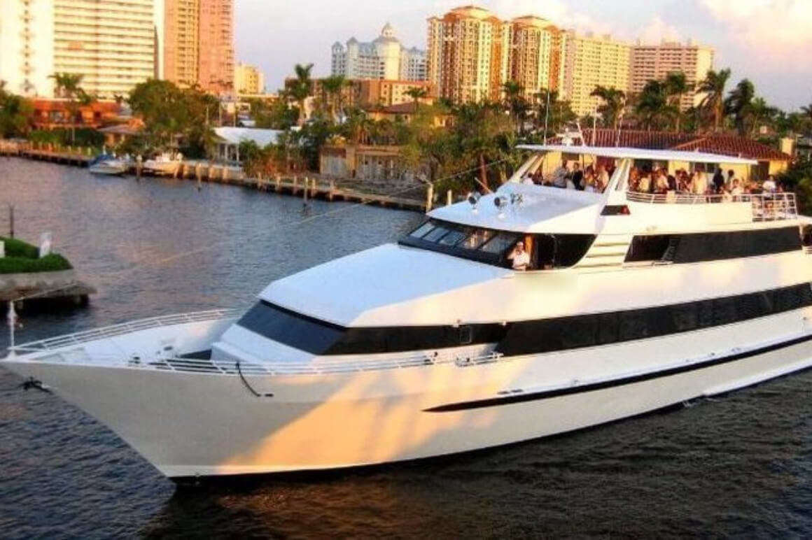 137’ Motor Yacht