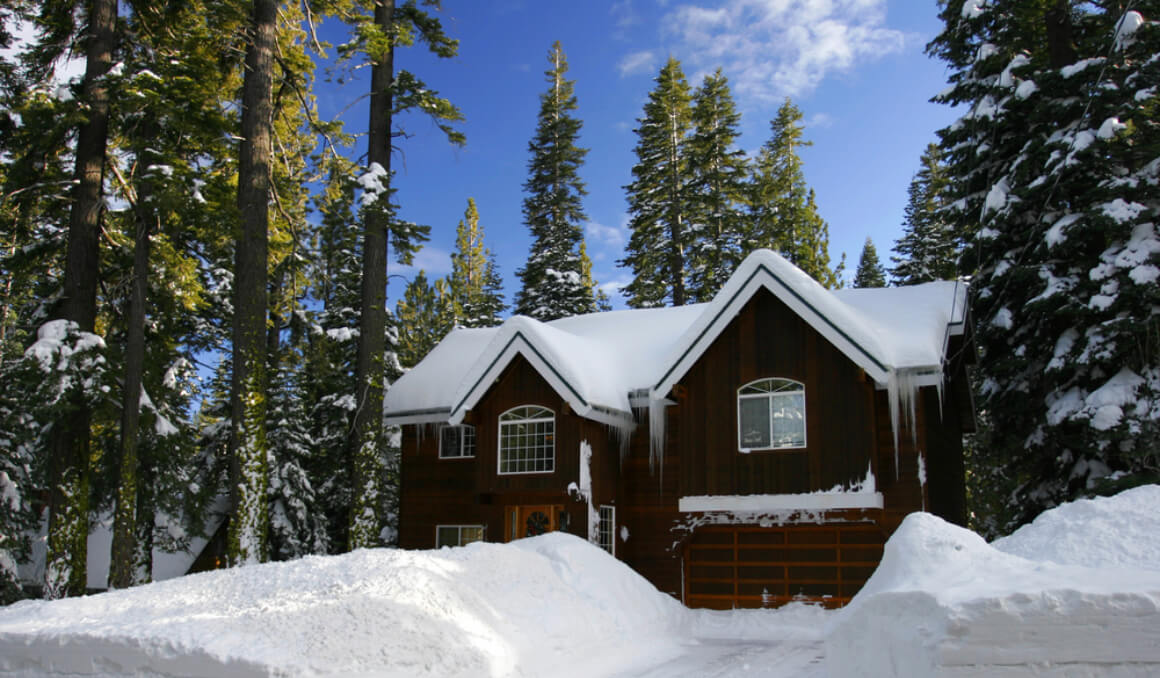 Cabins at Christmas in the US