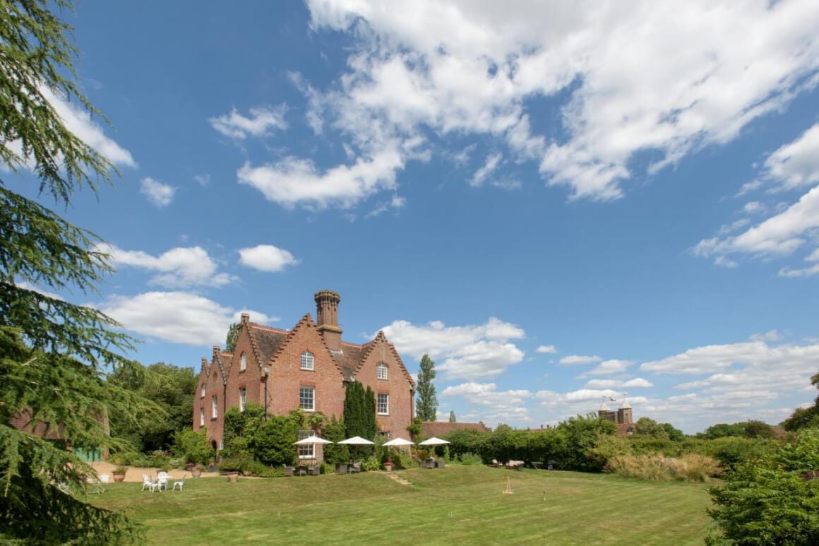 Castle Lodge with High Tea