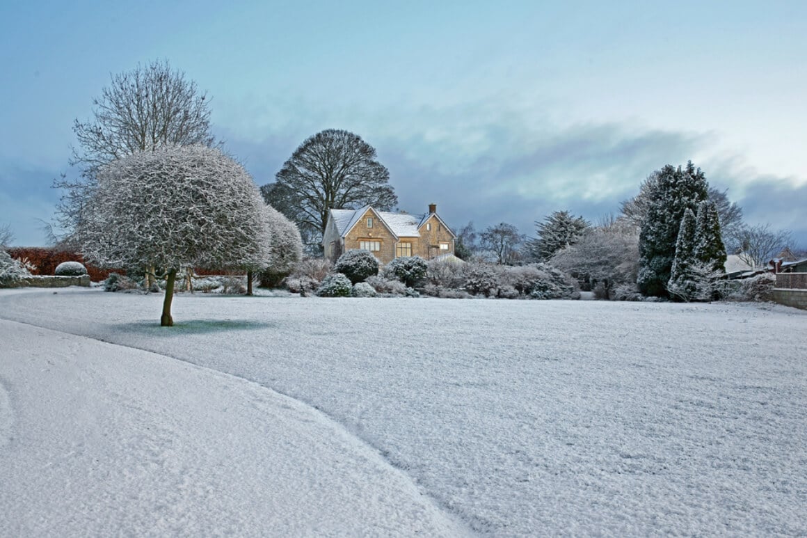 Cottages at Christmas in the UK Cotswolds