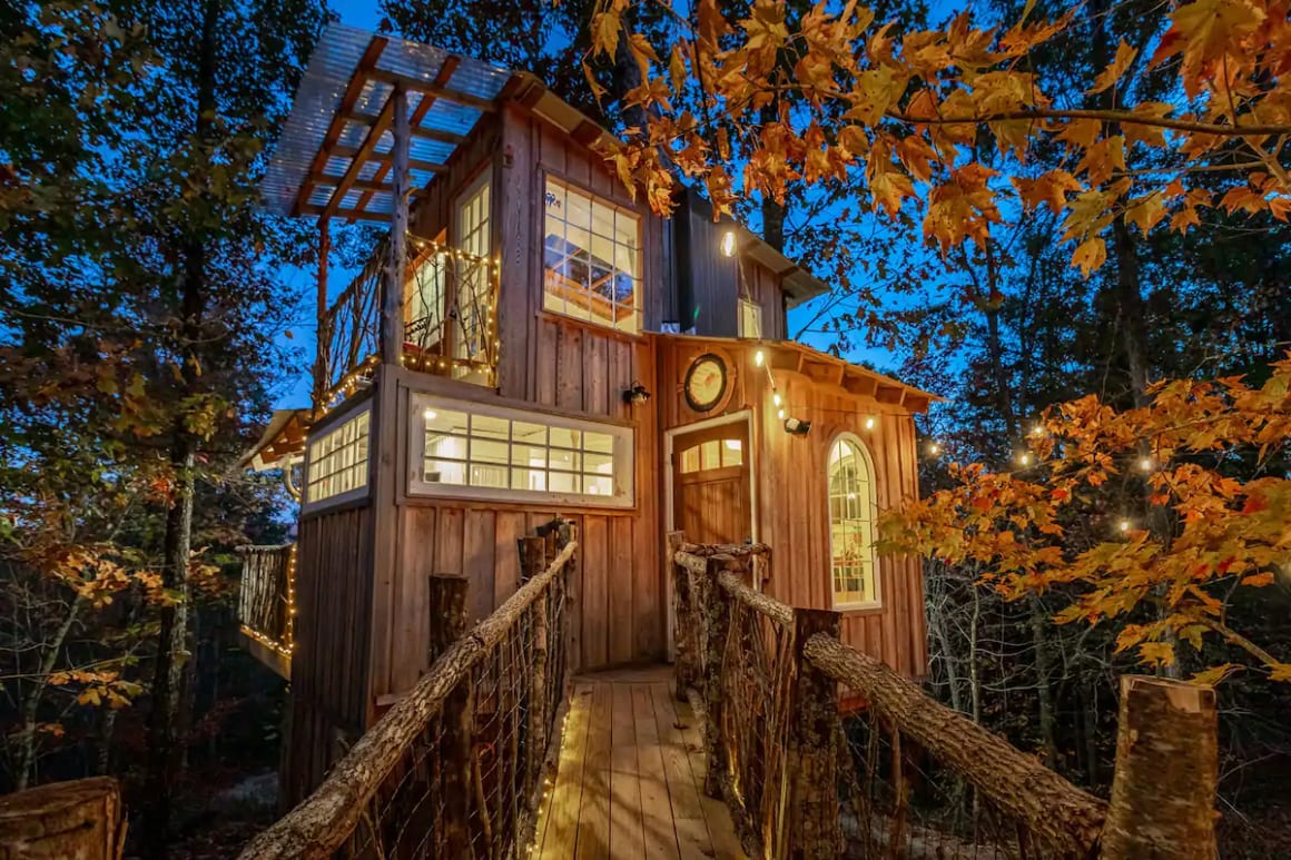 Etherial and Natural 2 Bed Treehouse