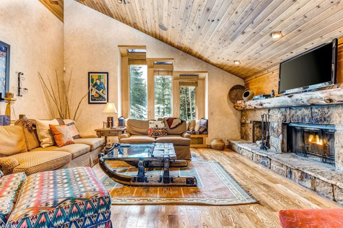 Largest free-standing home in Aspen Hollow Park City