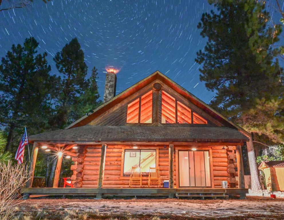 Remote 2 Bed Log Cabin with Jacuzzi