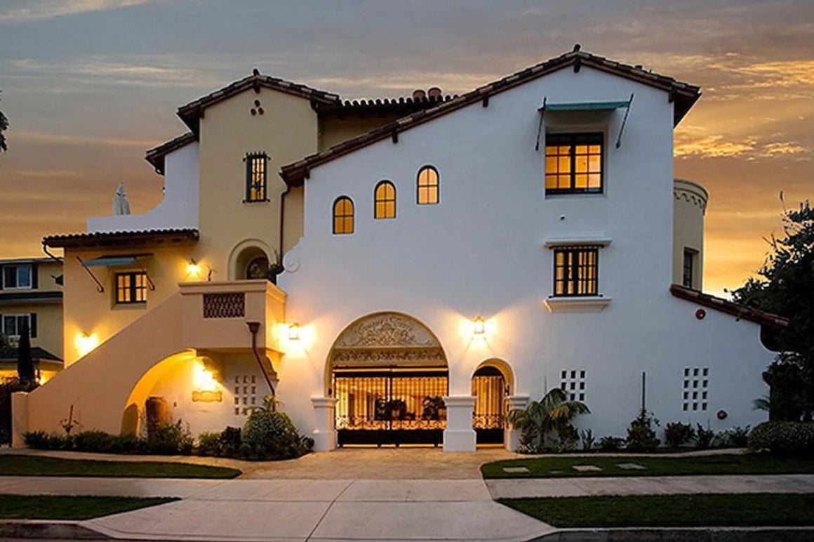 Spanish Villa close to the Beach Santa Barbara