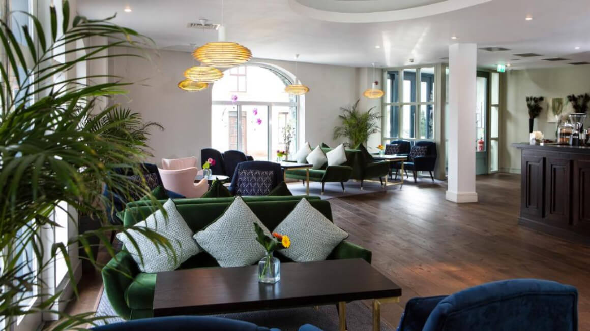 The House Hotel