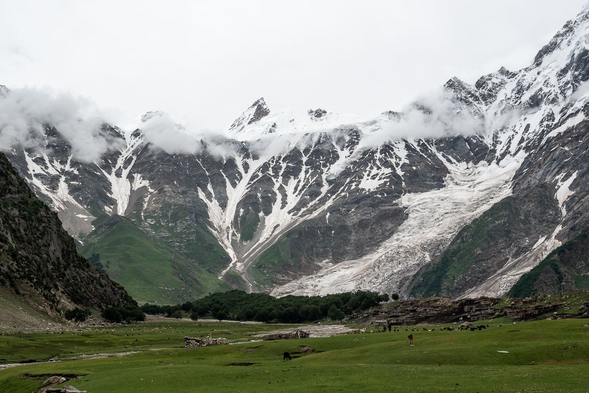 beginning of the haramosh la trek from haramosh valley hikes in pakistan
