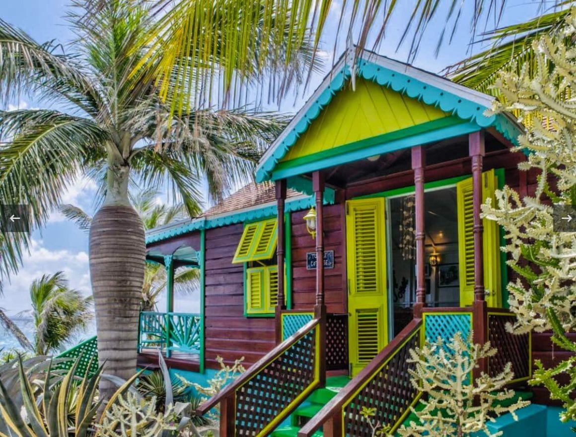 Colorful and Eclectic Beach Cottage for 4