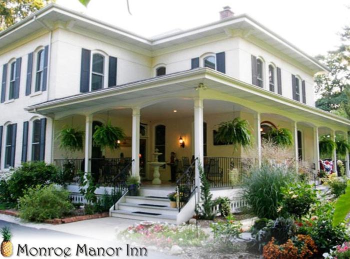 Monroe Manor Inn Lake Michigan