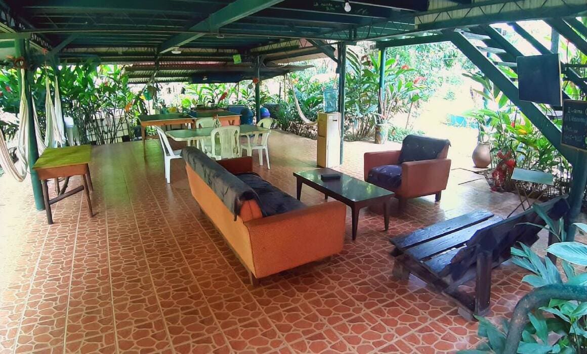 Iwanna Green Ecolodge