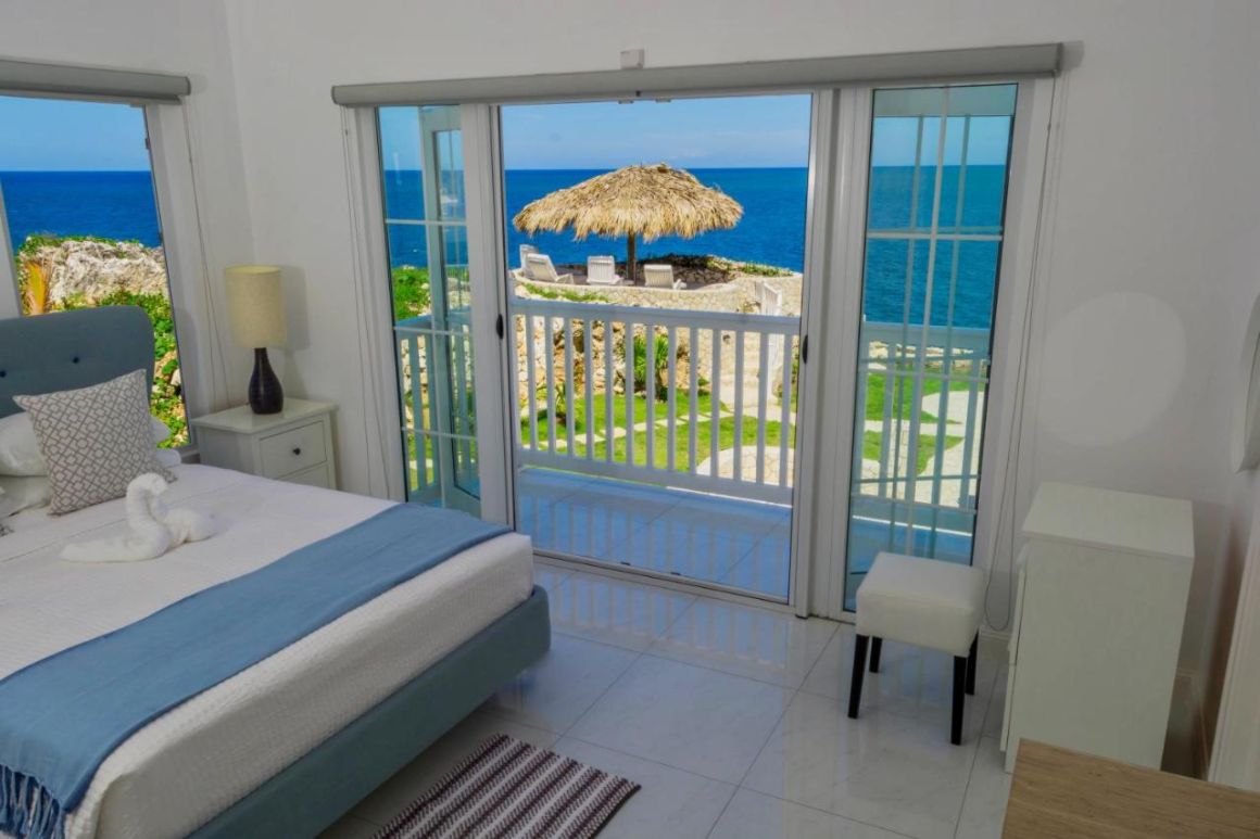 2 Bed Townhouse With Ocean Views Jamaica