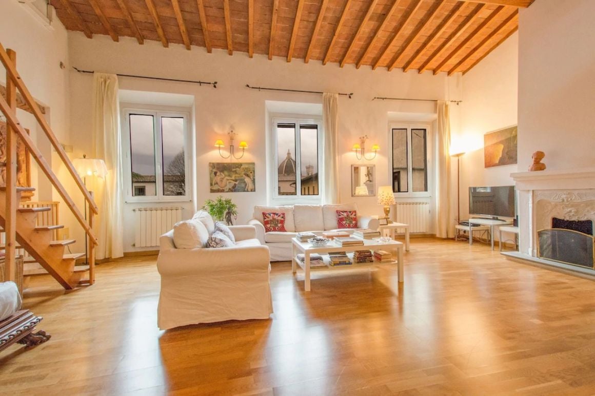 4 Br Apartment in Florence Italy