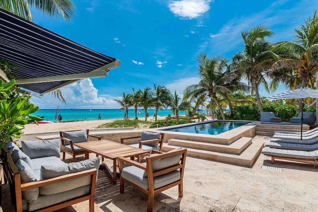 Beachfront 4 BR Villa