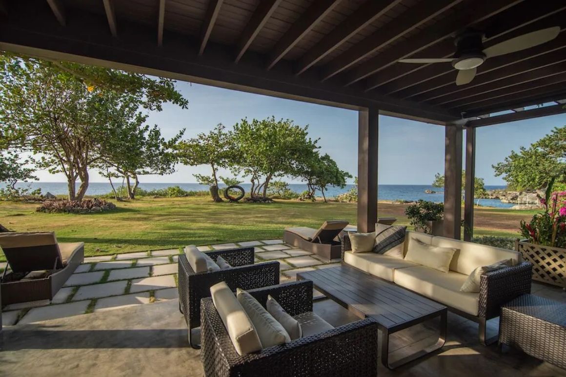 Elegant 2 Bed Villa on Private Cove Jamaica