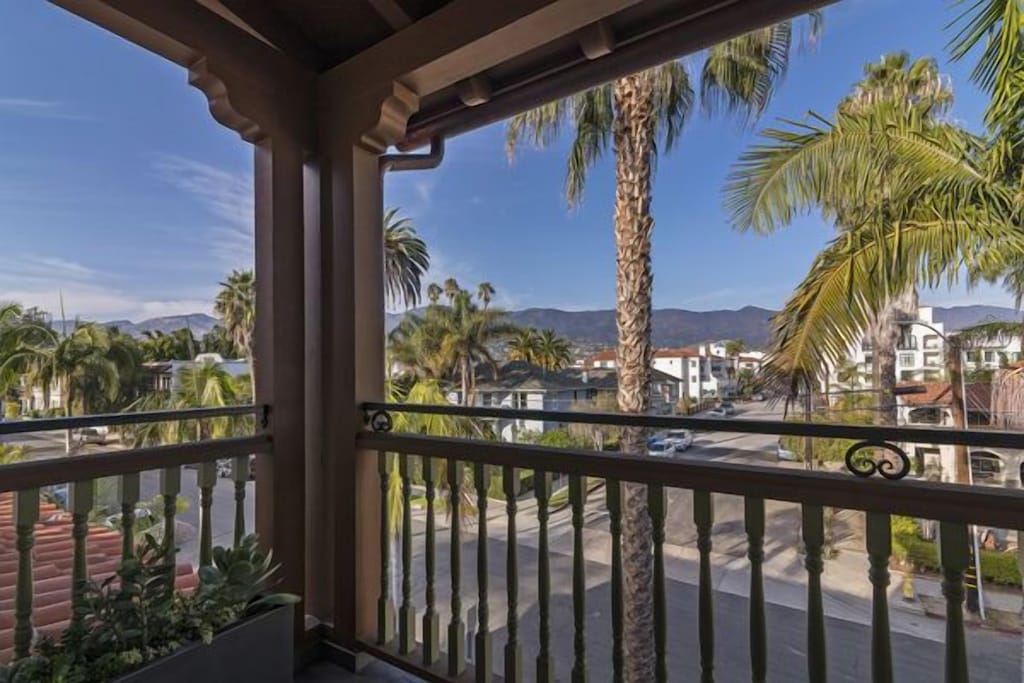 West Beach Penthouse with Views