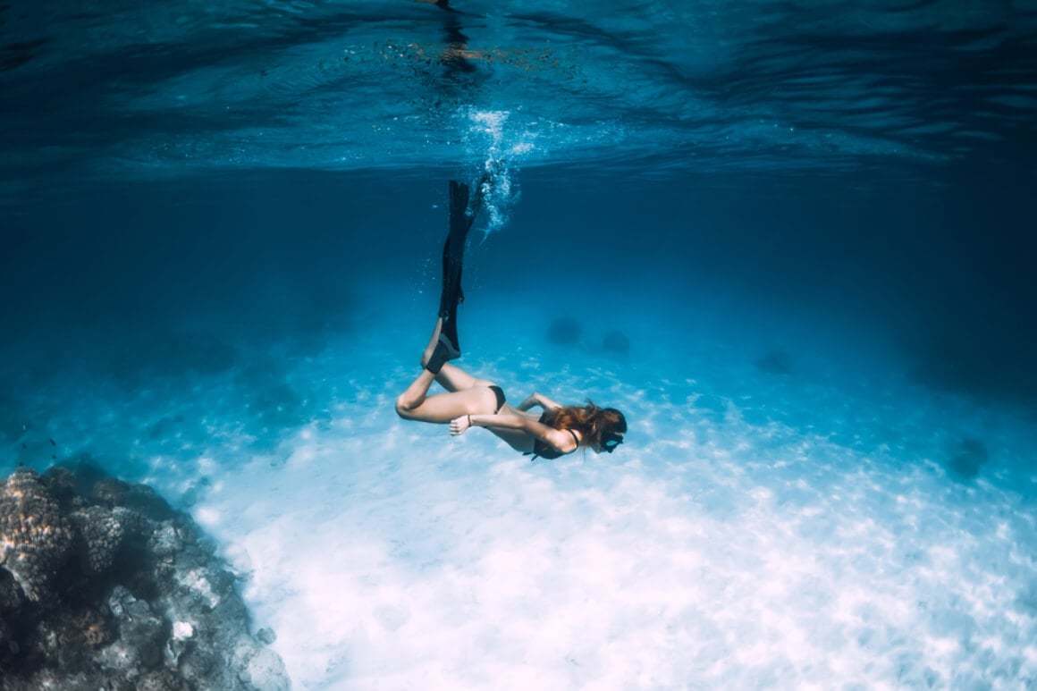 snorkelling 101 girl duck diving