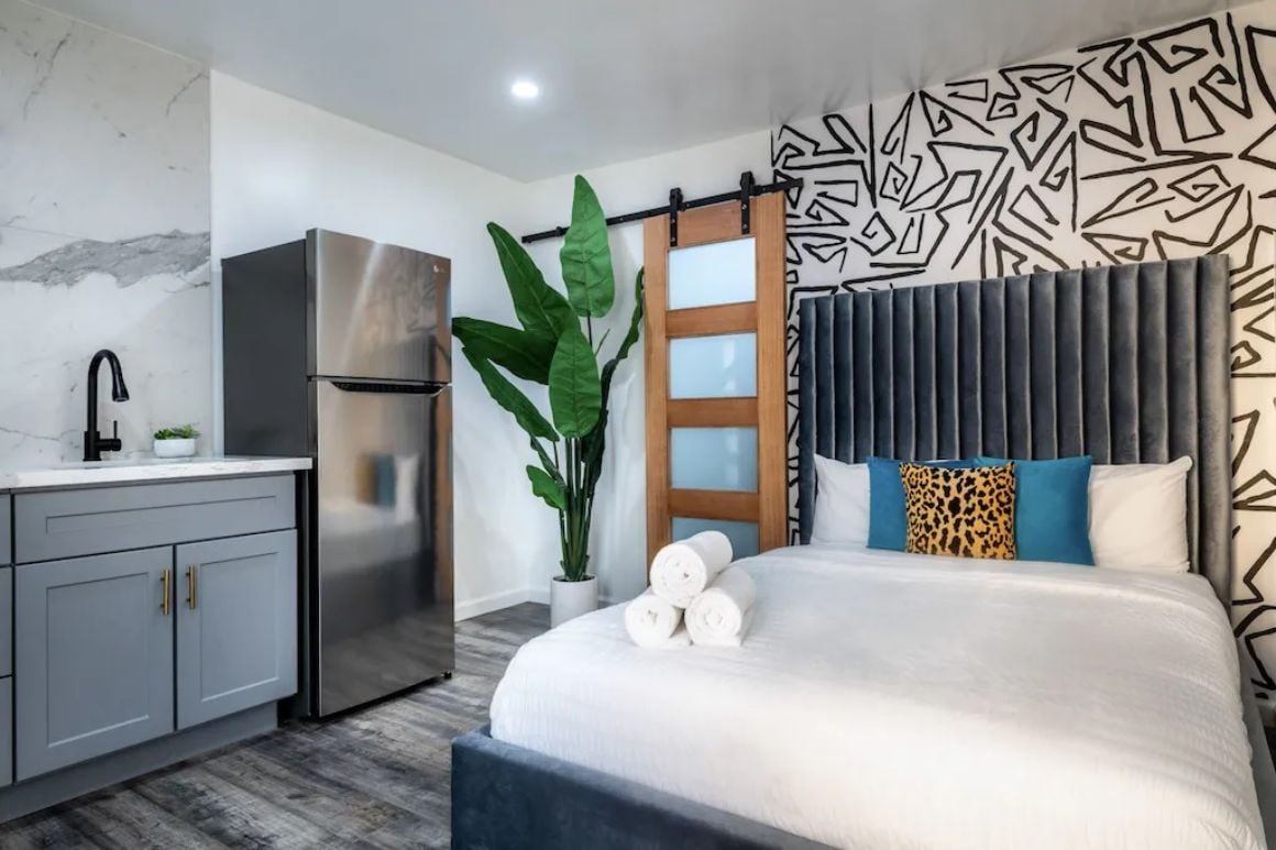 Compact modern studio apartment Los Angeles