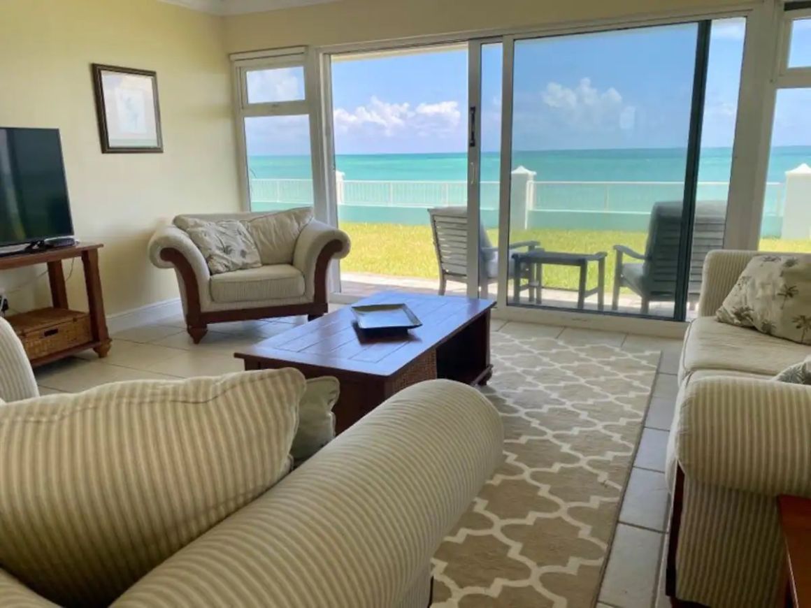 Beach Front Cottage, Bahamas