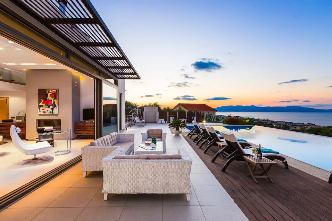 Luxury Seaside Villa, Greece