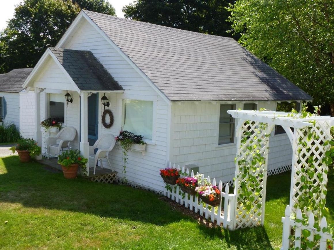 Bar Harbor Cottages and Suites, Maine