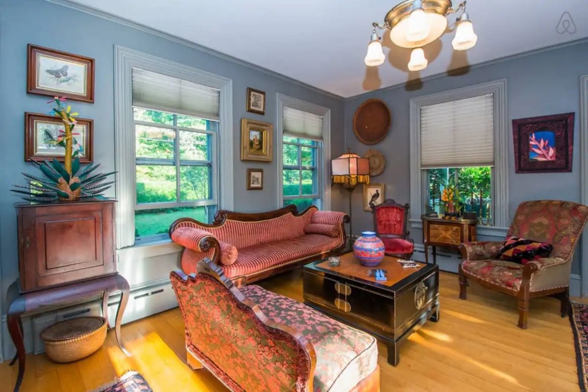 Exquisite 3 Bed BnB with Landscaped Gardens, Massachusetts
