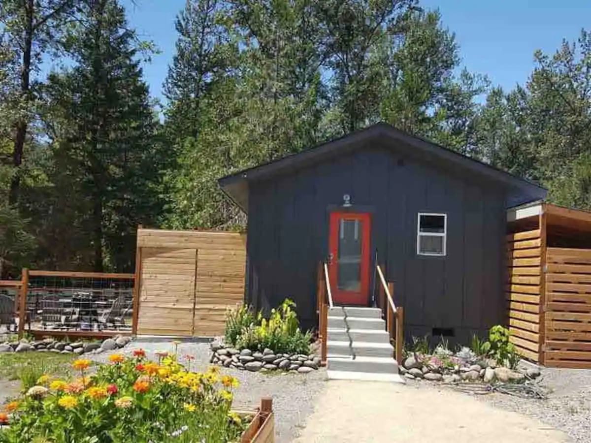 Overall Best Value Cottage in Oregon Quaint Riverside Studio