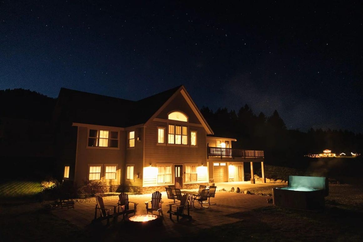 Family Cabin with Kiddie Pool, Washington