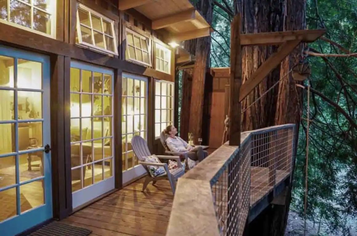 Romantic Treehouse in the Redwoods, California