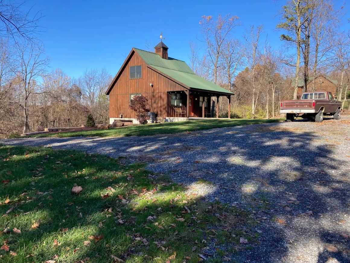 Intimate Studio Cabin with a View, Maryland