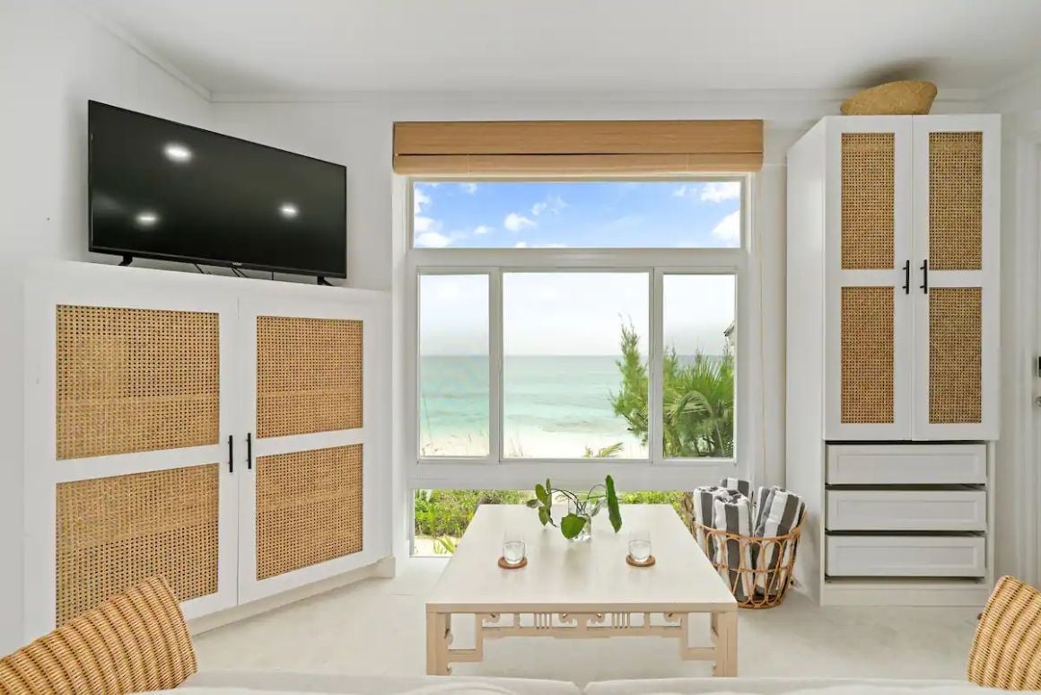 Sandbox Studio at Love Beach Beachfront, Nassau