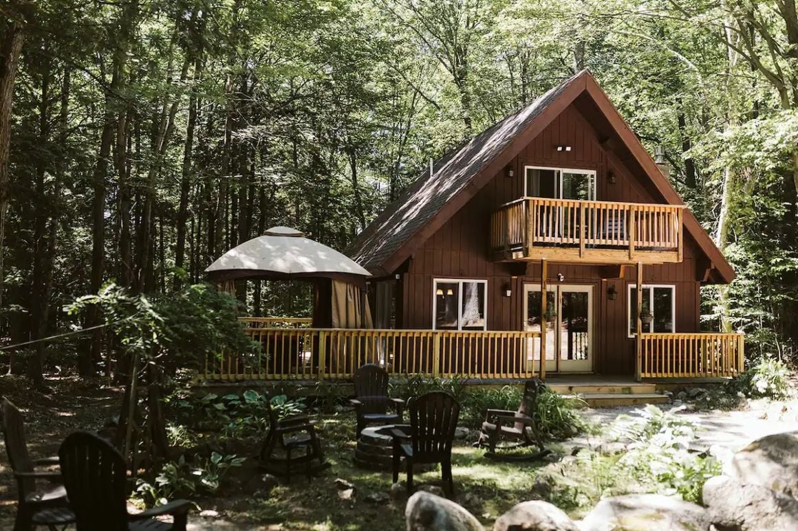 Pine Grove Cabin, New Hampshire