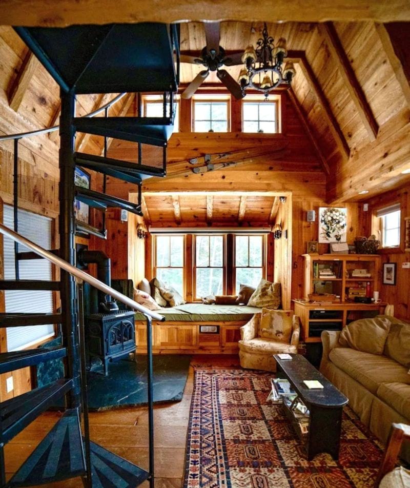 Romantic Getaway Cabin, Maine