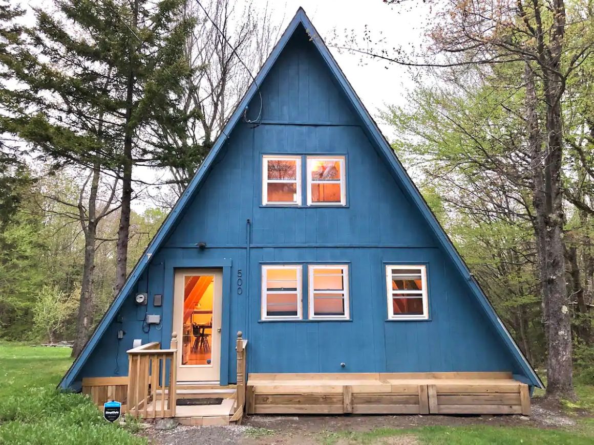 A frame Tiny Home Cabin, Vermont