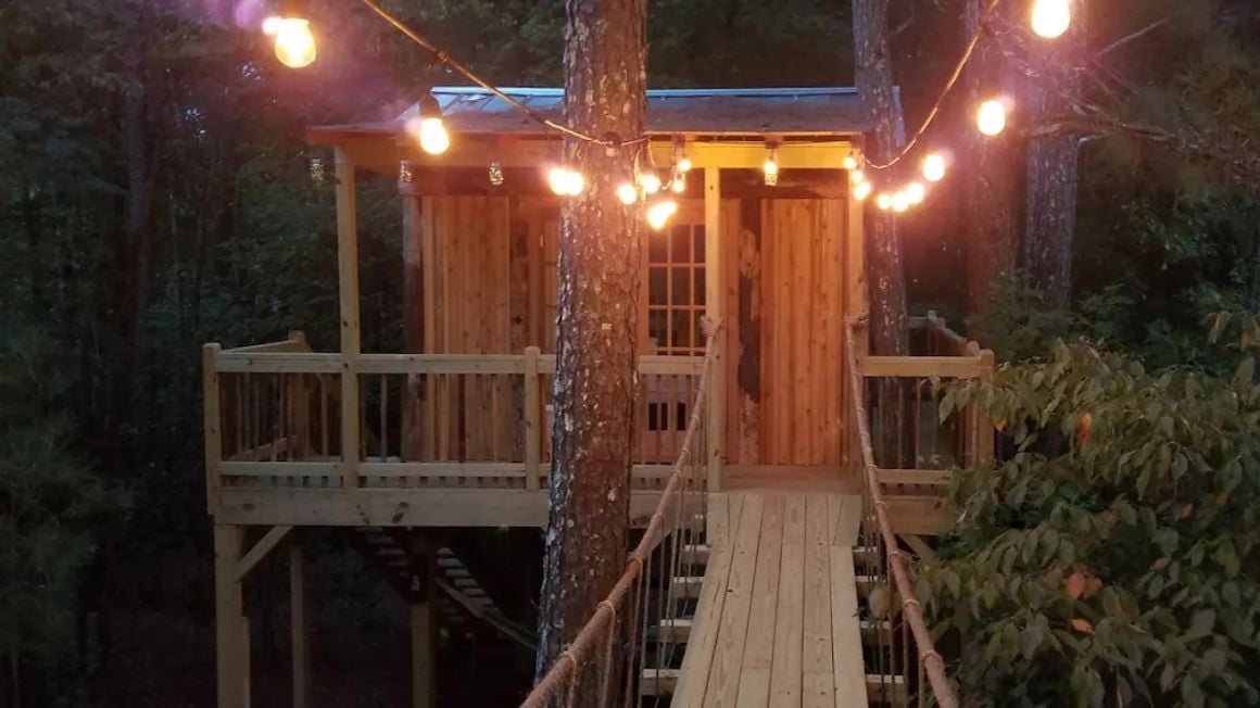 3 Floor Treehouse with Porch, Atlanta