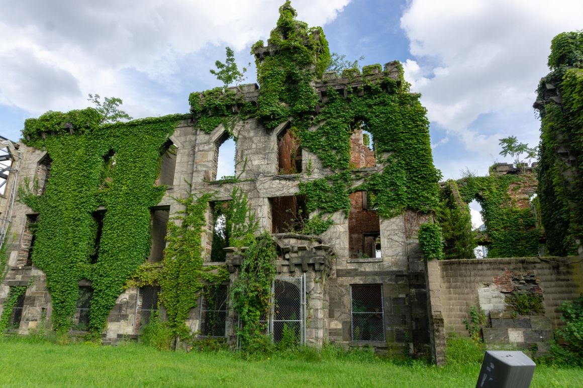 Smallpox Hospital Park New York