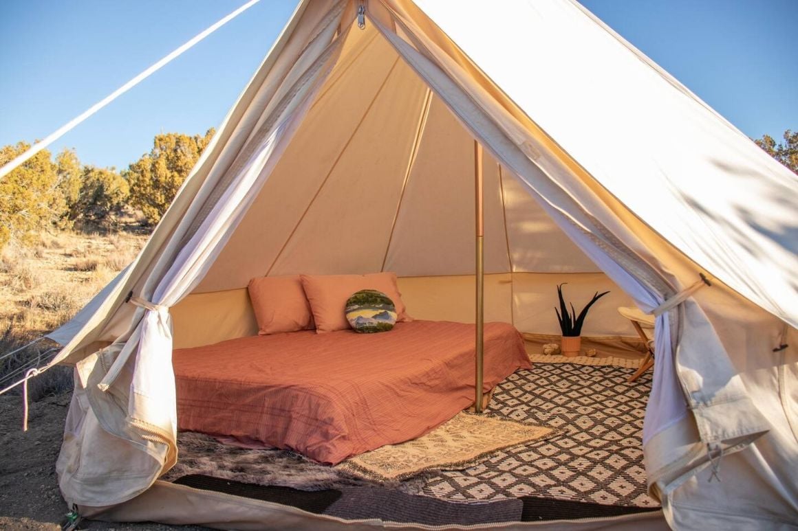 HI Desert Hideout Bell Tent, Southern California