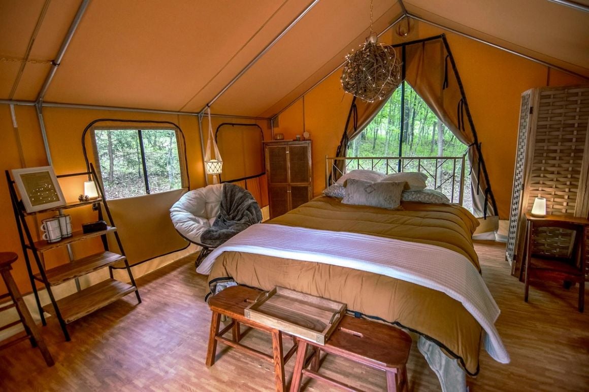 Woodland Streamside Glamping Pennsylvania