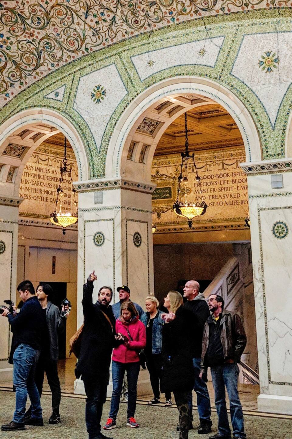 people exploring chicago on a chicago trip