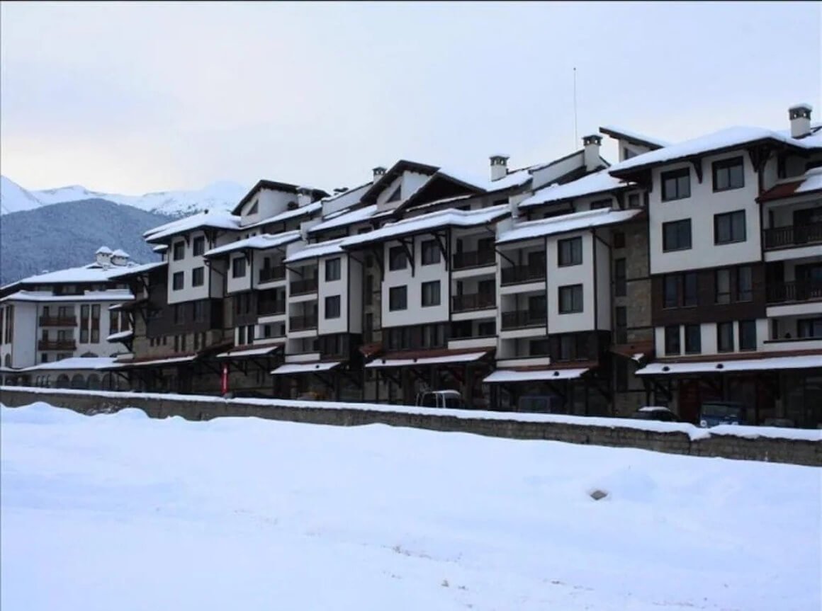 Katy’s studio in front of ski lift