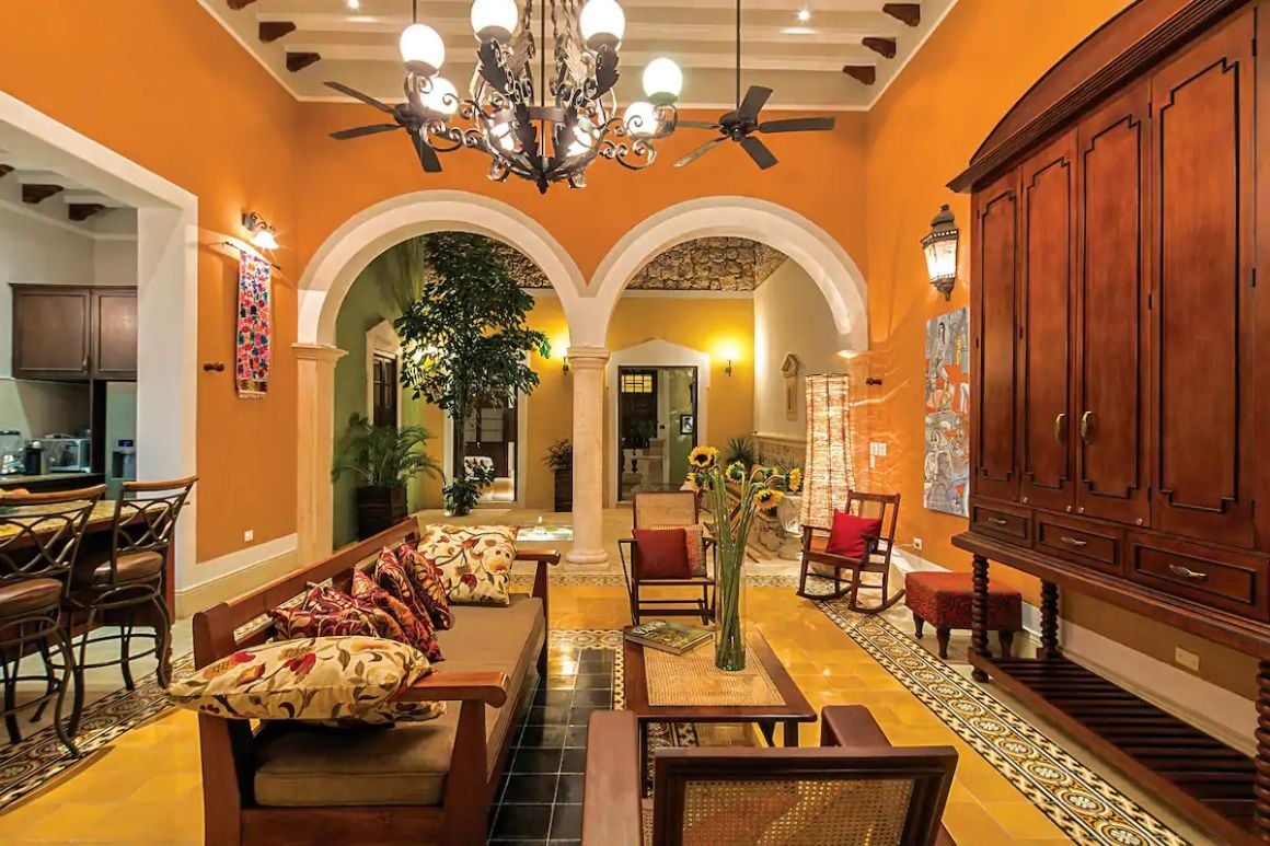 Historical Villa and the Winner of the Best Unique Spot Holiday Home 2021, Mexico 