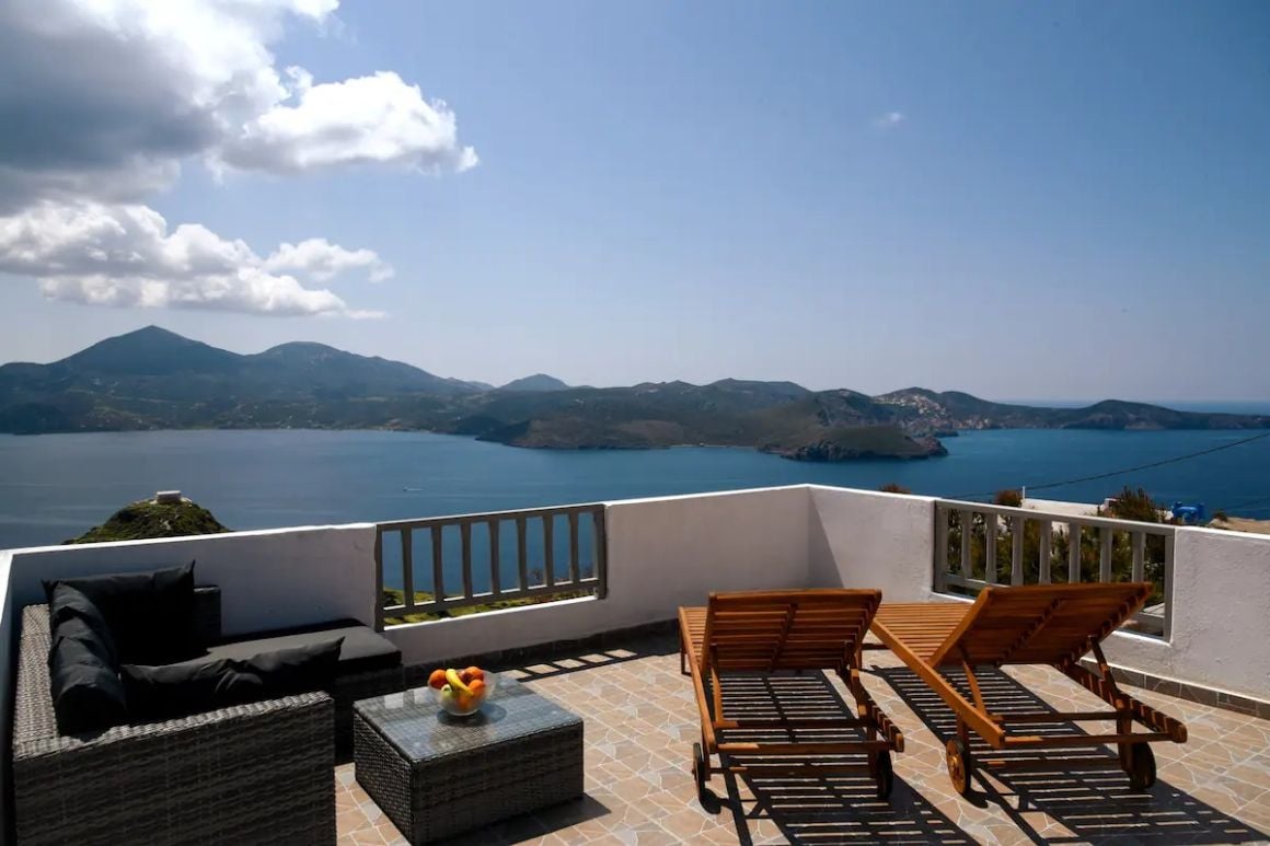 Sunset Studio, Milos