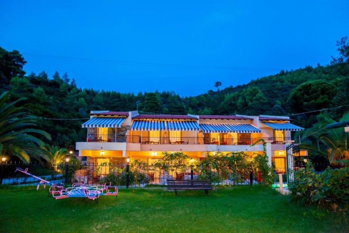 Villa Nefeli, Skiathos