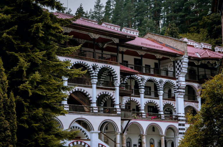 Best Hostels in Bansko | 5 AMAZING Places to Stay