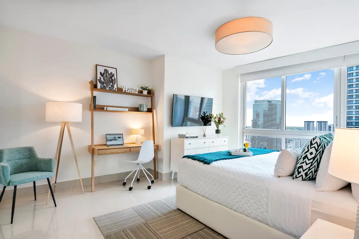 bedroomin a miami airbnb