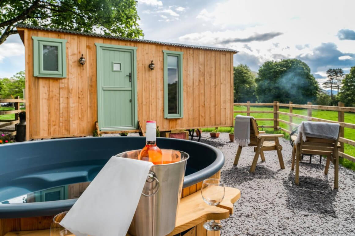 Elephants View Shepherd’s Hut