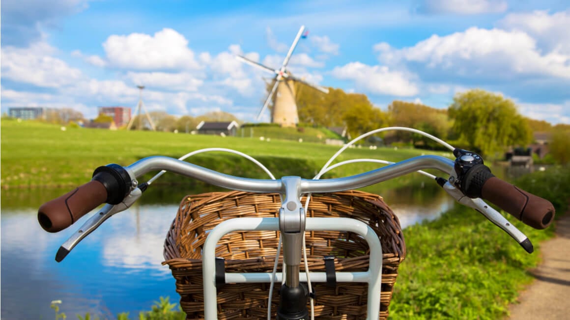 travel guide to holland