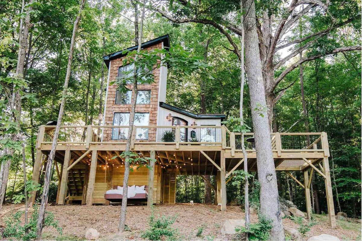 Treehouse in the Woods